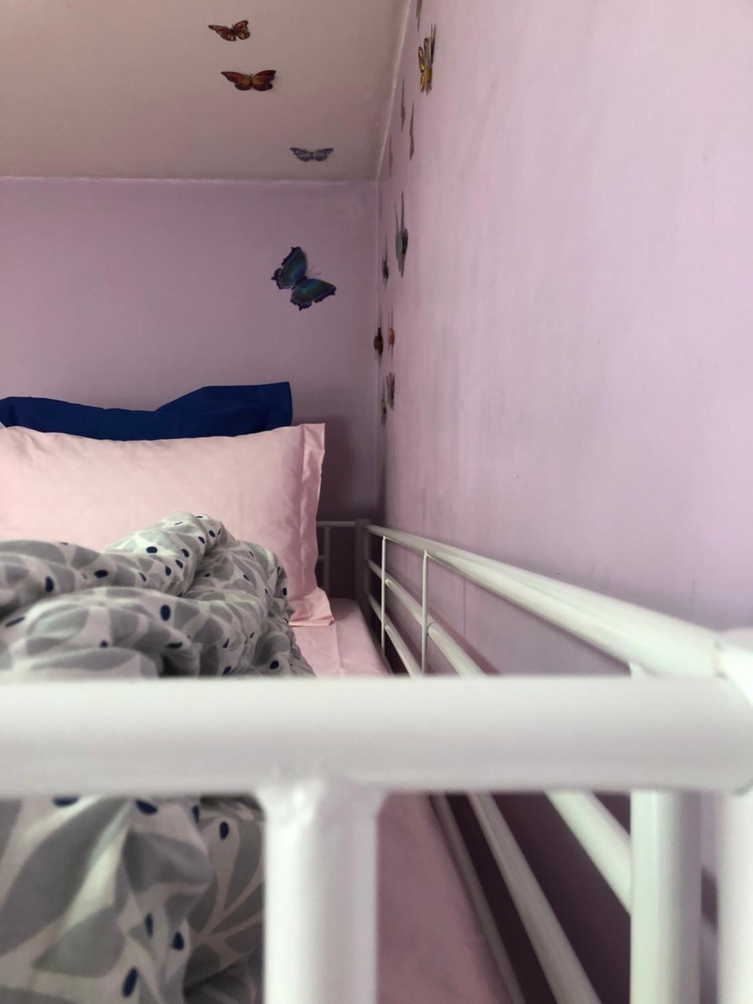 Female-Dortoir Femme -Dorm Shared Room Paris Bobigny Bagian luar foto