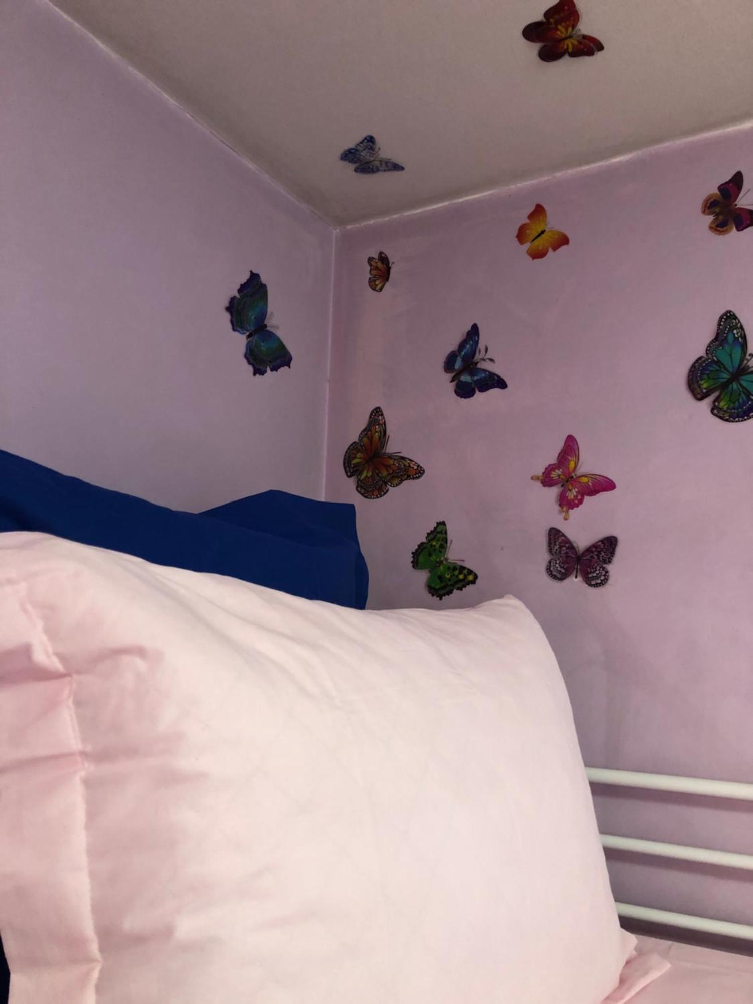 Female-Dortoir Femme -Dorm Shared Room Paris Bobigny Bagian luar foto