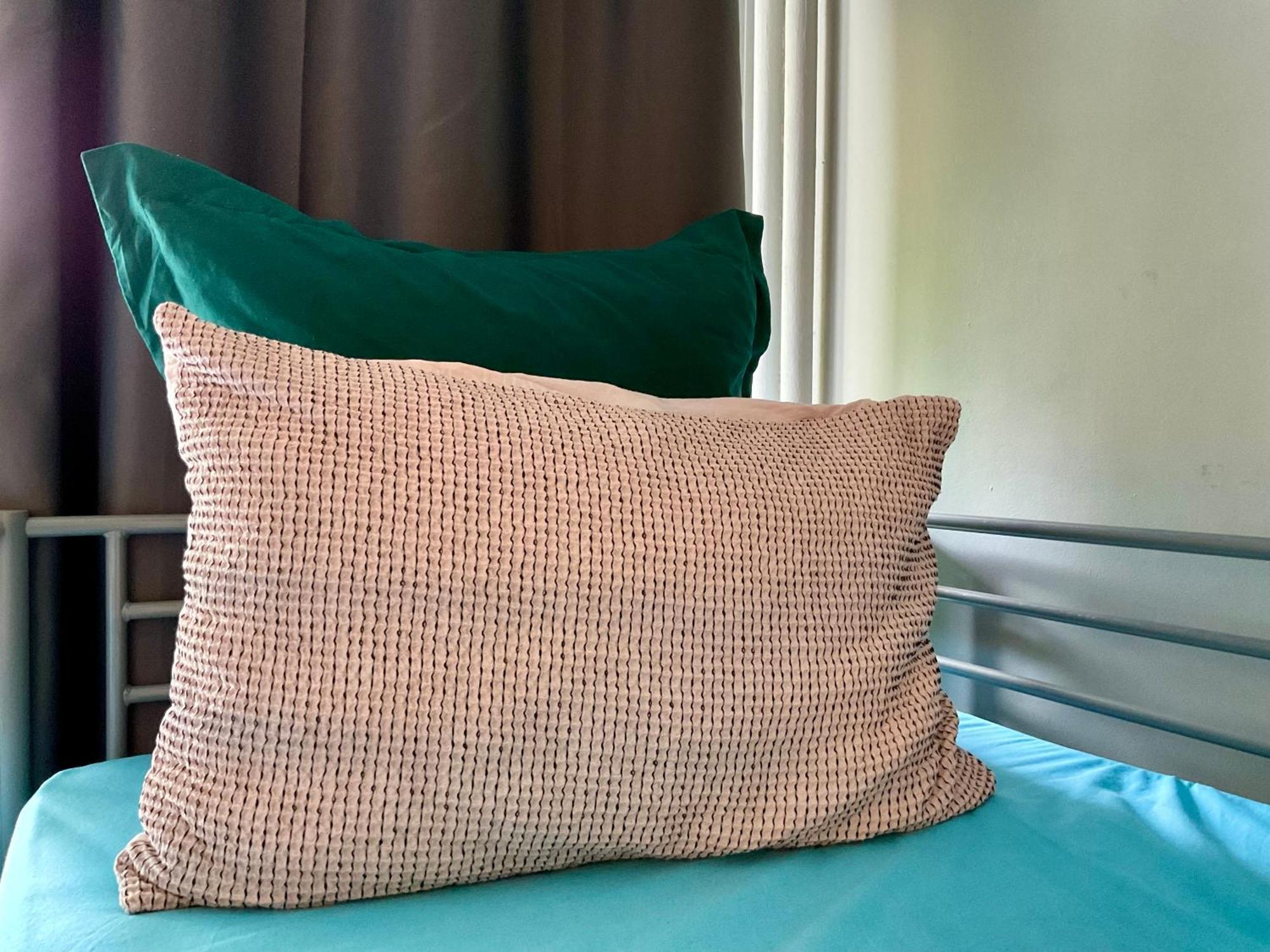 Female-Dortoir Femme -Dorm Shared Room Paris Bobigny Bagian luar foto