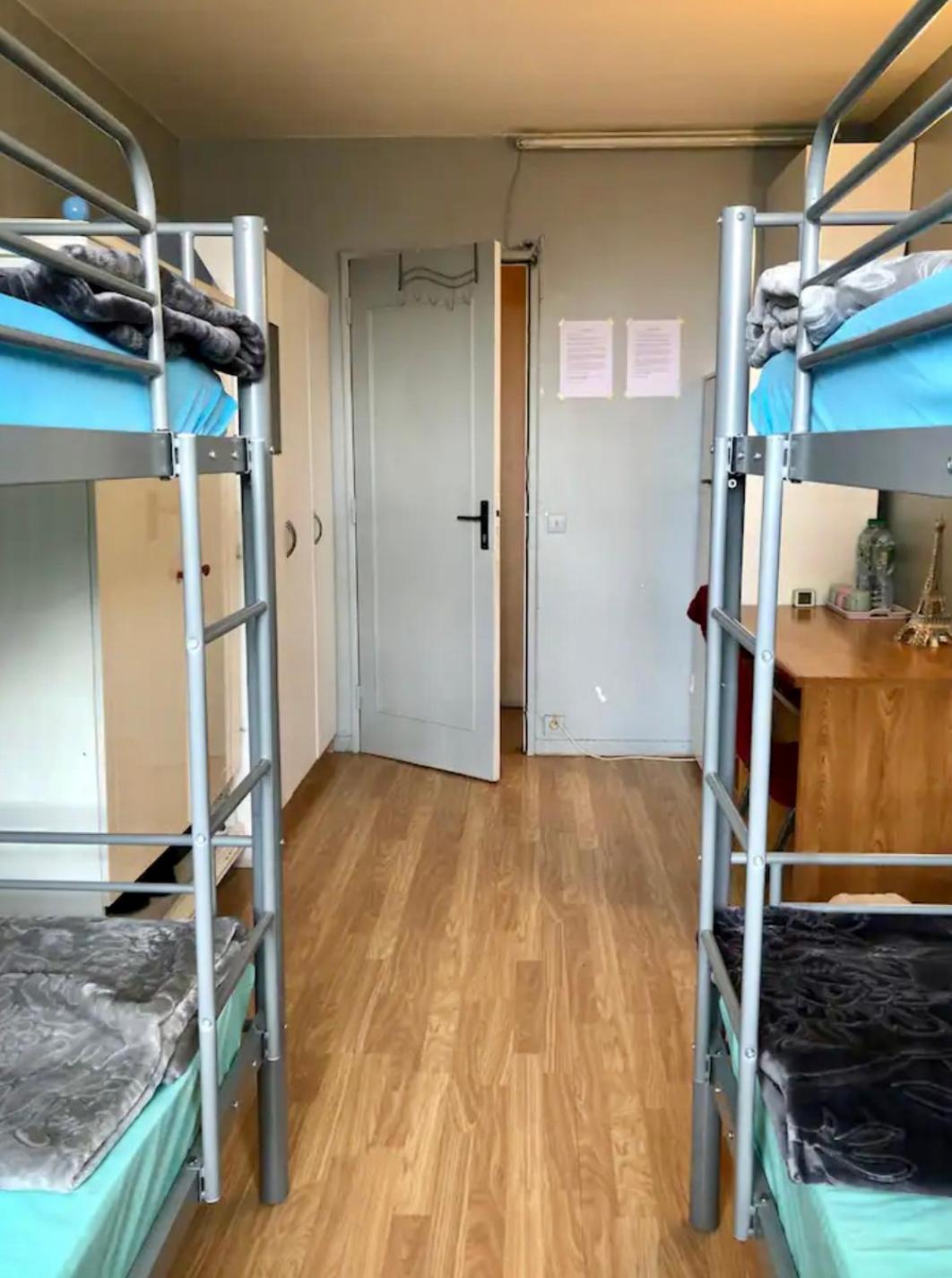 Female-Dortoir Femme -Dorm Shared Room Paris Bobigny Bagian luar foto